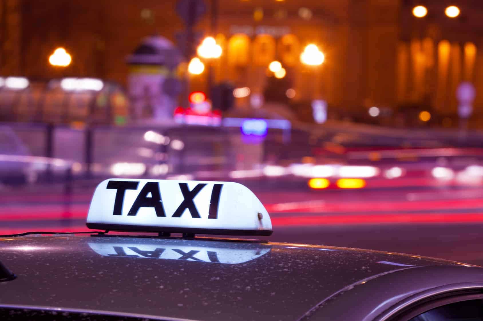 taxi-services-from-gatwick-to-luton