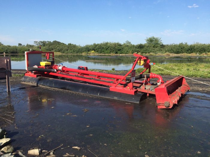 lake dredging equipment