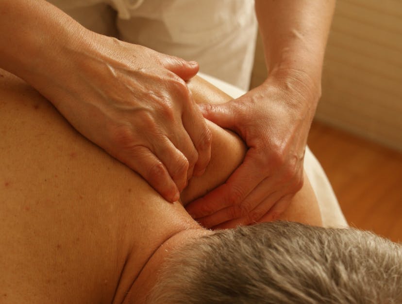 Swedish Massage vs Deep Tissue Massage