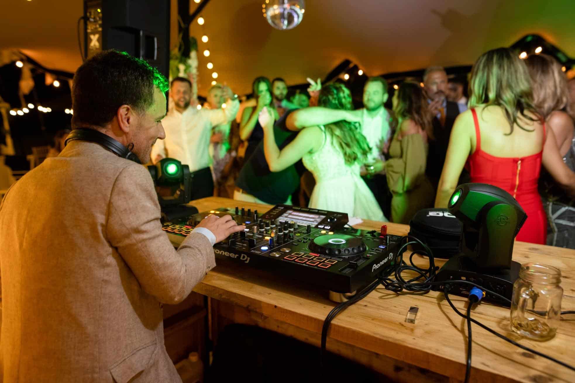 wedding dj essex