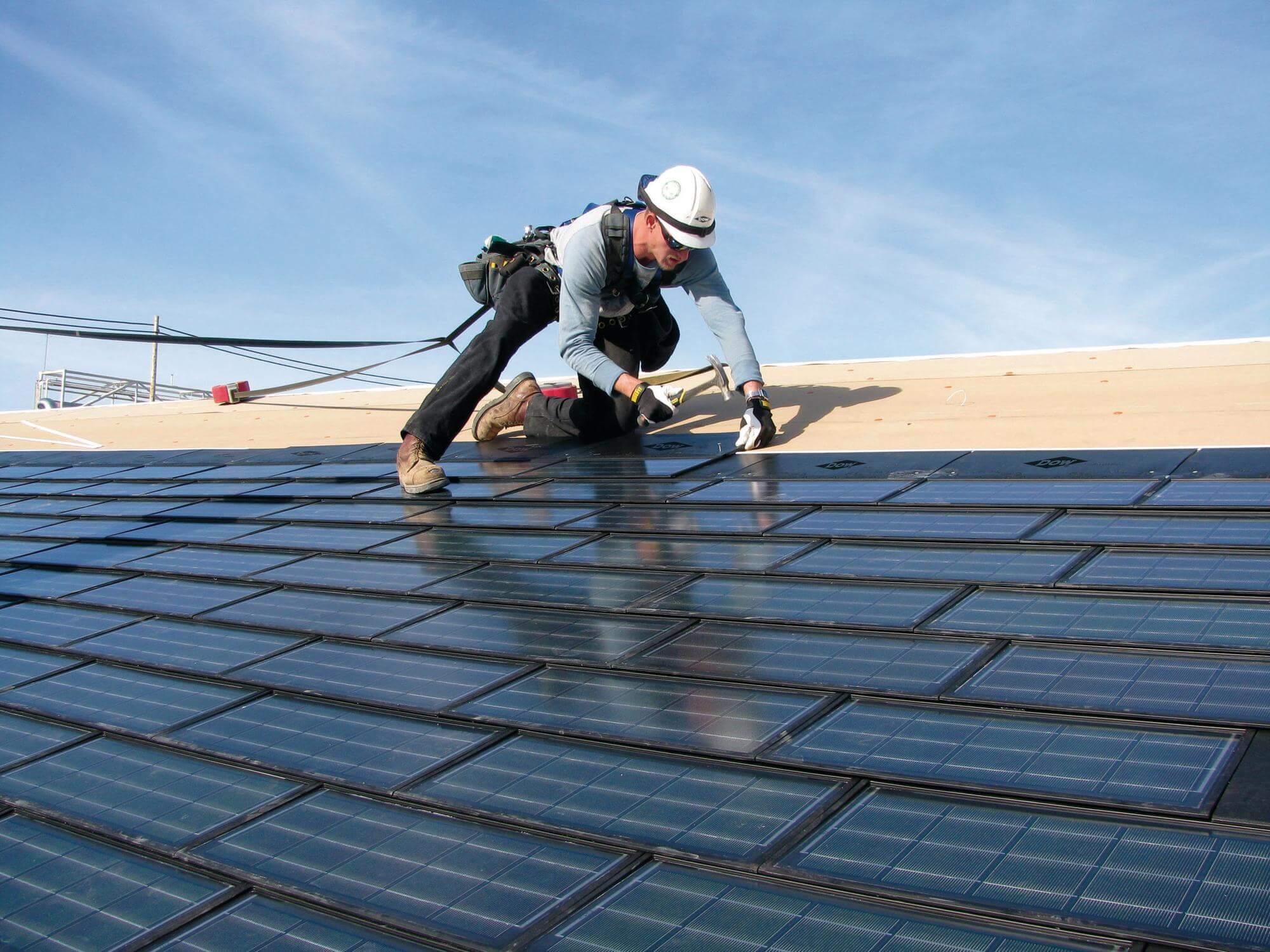 commercial roof coating contractor