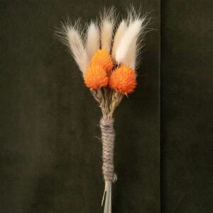 Roseus Boutonniere