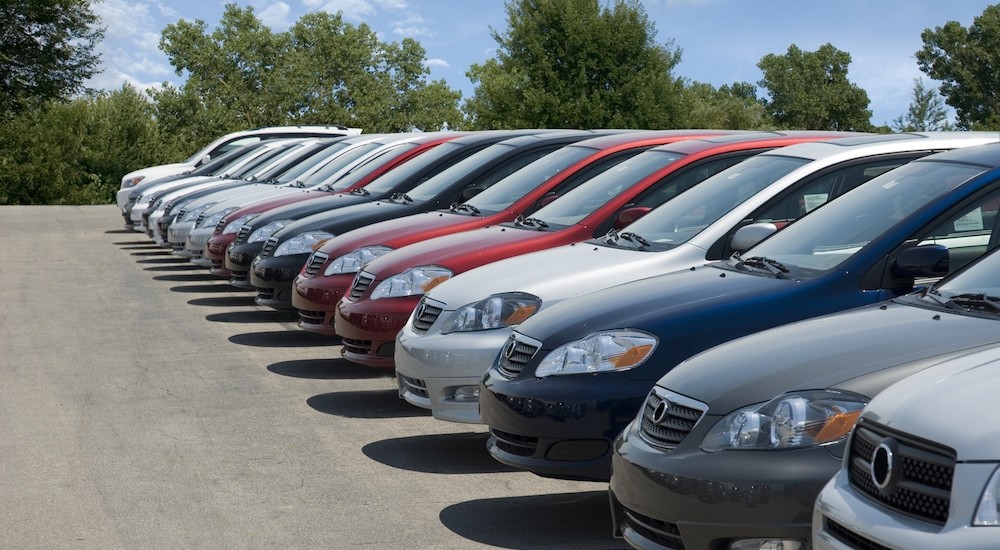 How to Protect Your Investment When Buying Used Cars for Sale in Lahore?