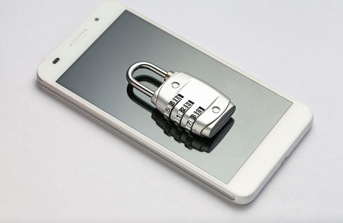 A Comprehensive Guide on Phone Unlocking Service